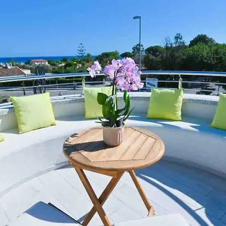 Rei M&m Villa *